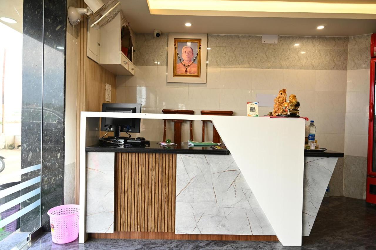 Hotel Narendra Plaza Balasore エクステリア 写真