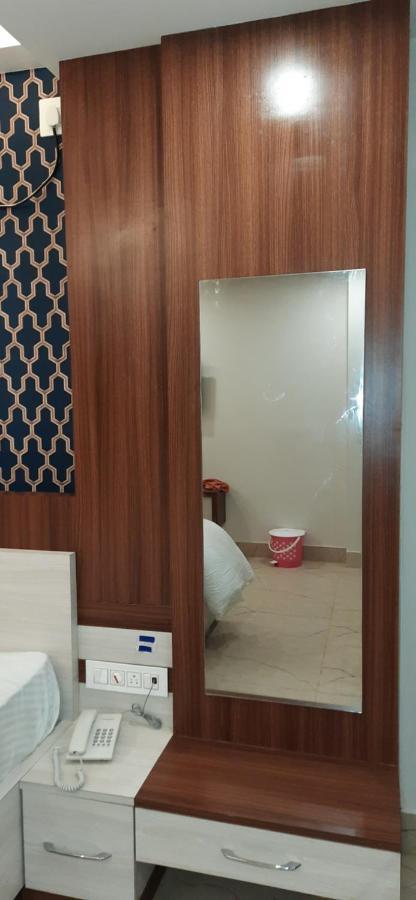 Hotel Narendra Plaza Balasore エクステリア 写真